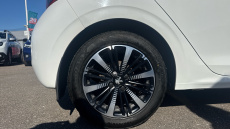 Peugeot 208 1.2 PureTech Allure Premium 5dr Petrol Hatchback